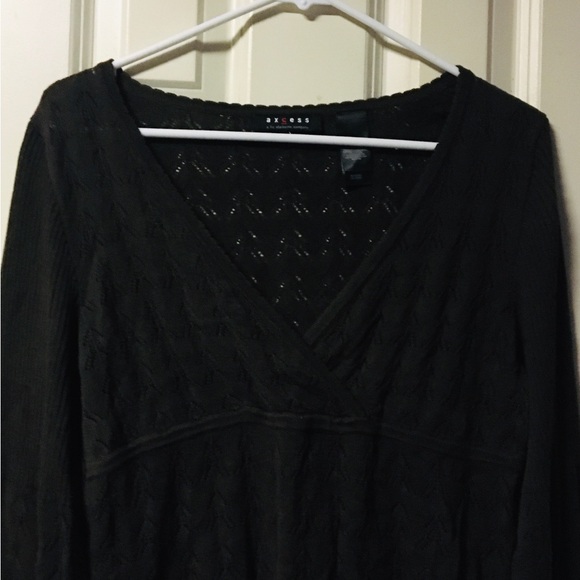 Axcess ~ Women’s ~ Sweater~ Medium ~ Black ~ Pullover - Picture 7 of 15